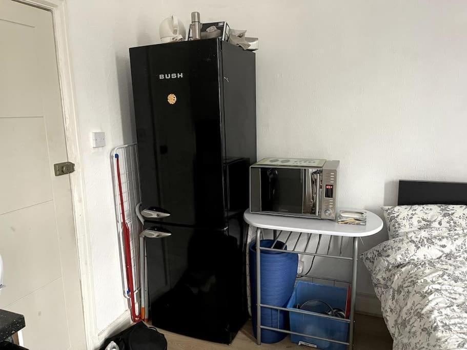 Studio Flat London Finchley Rd NW11 Exterior foto